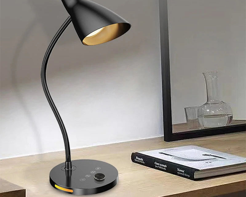 Lampe de bureau LED flexible - Col de cygne orientable.
