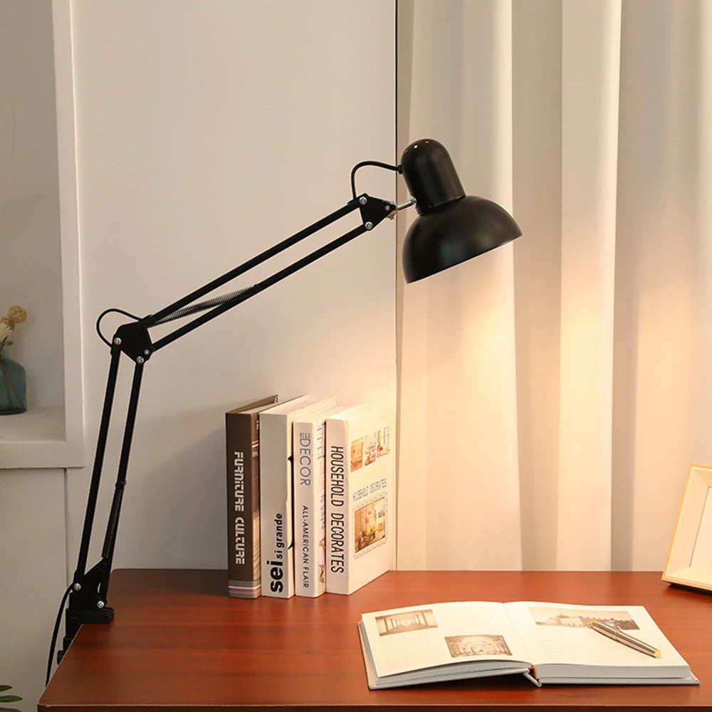 Lampe de bureau articulée en métal - Pince et bras à ressort — photo 3 Image