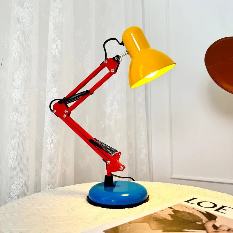 Lampe de bureau design colorée - Bras articulé style rétro — photo 1 Image