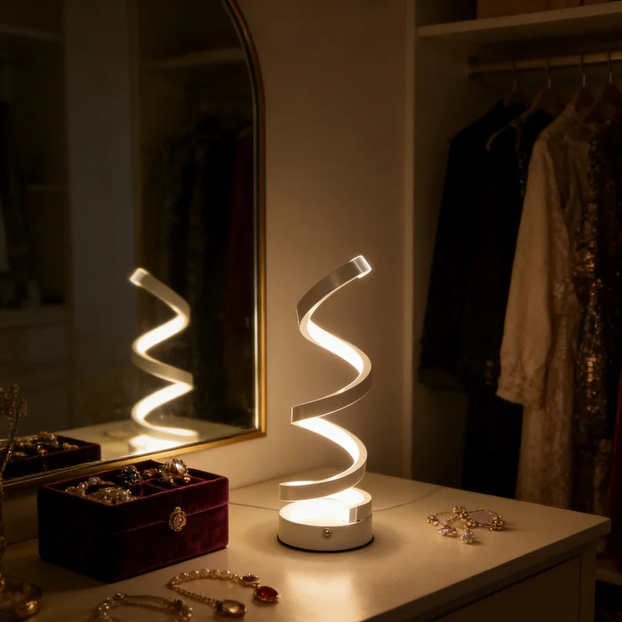 Lampe de bureau design en spirale — Sans fil et tactile — photo 6