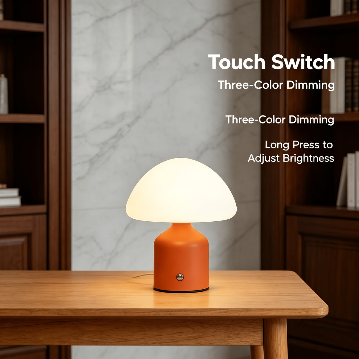 Lampe de bureau à dôme opale et socle en métal brossé mat