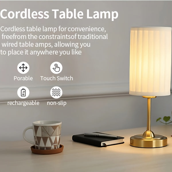 Lampe de bureau nomade dorée à colonne plissée de 35 cm USB