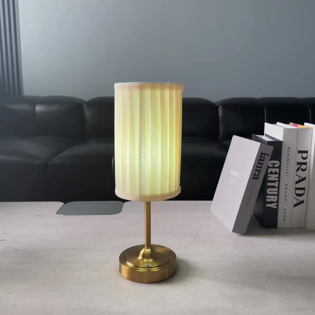 Lampe de bureau nomade dorée à colonne plissée de 35 cm USB