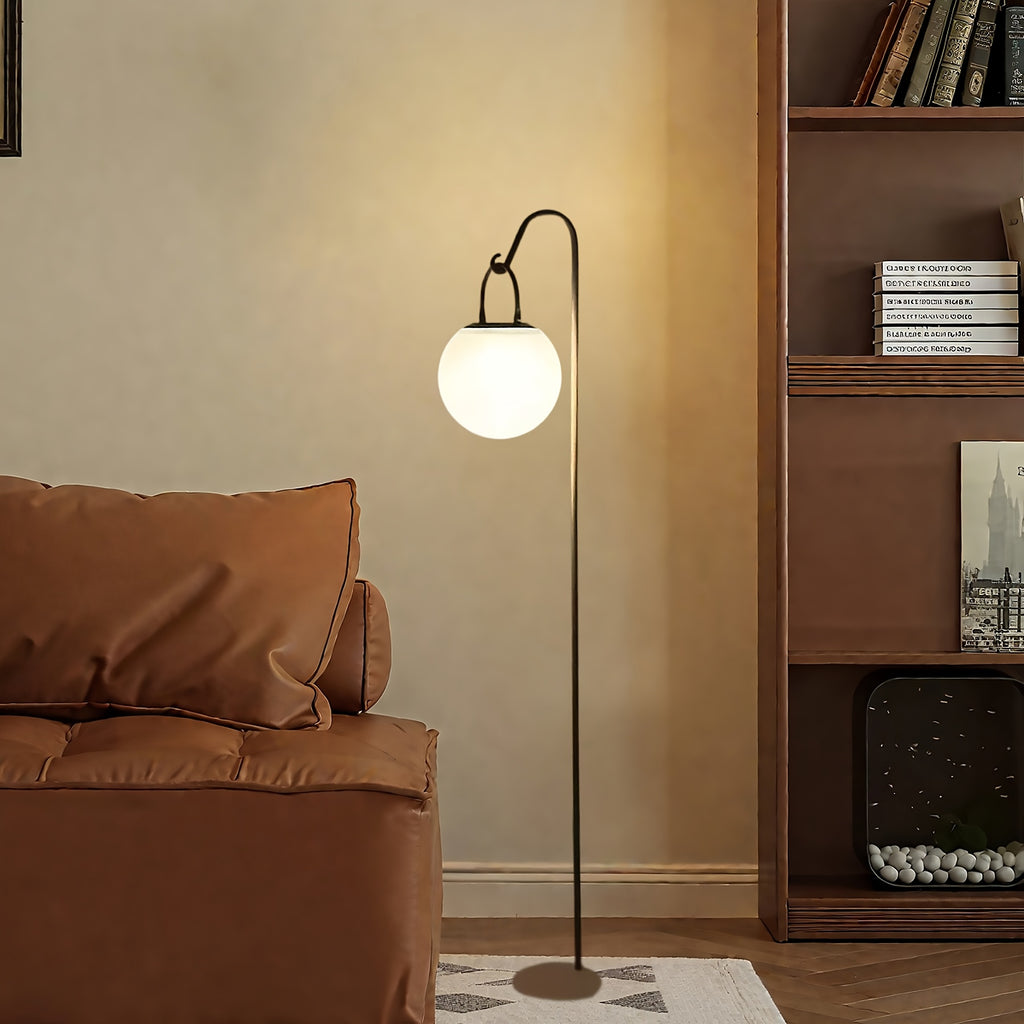 Lampe de bureau solaire à globe opale sur crosse en fer
