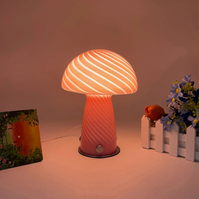 Lampe champignon rose en verre rayé - Variateur tactile — photo 3
