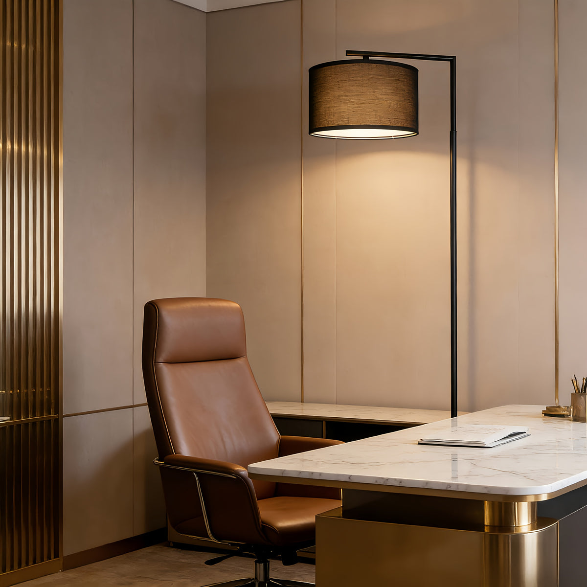 Lampe de bureau à arc de 166 cm, abat-jour tambour noir