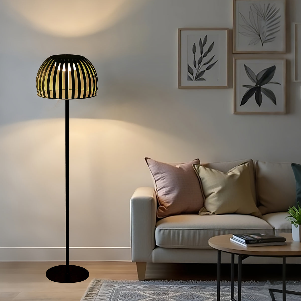 Lampe de bureau sur pied solaire à dôme ajouré, 116 cm en fer