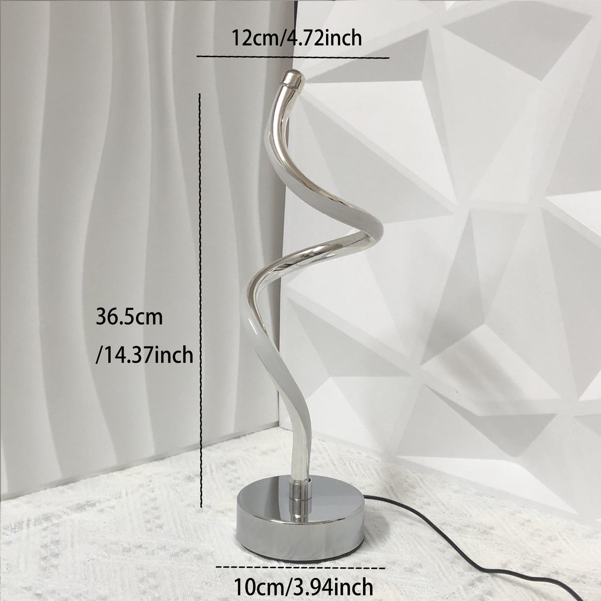 Lampe de bureau spirale chromée à trois teintes, 36,5 cm