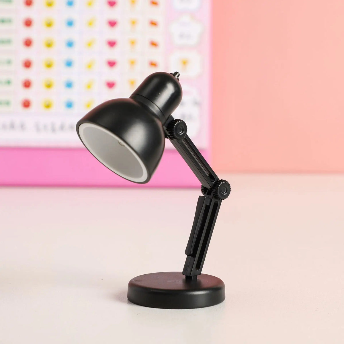 Mini lampe de bureau rétro magnétique - Veilleuse LED à piles — photo 5