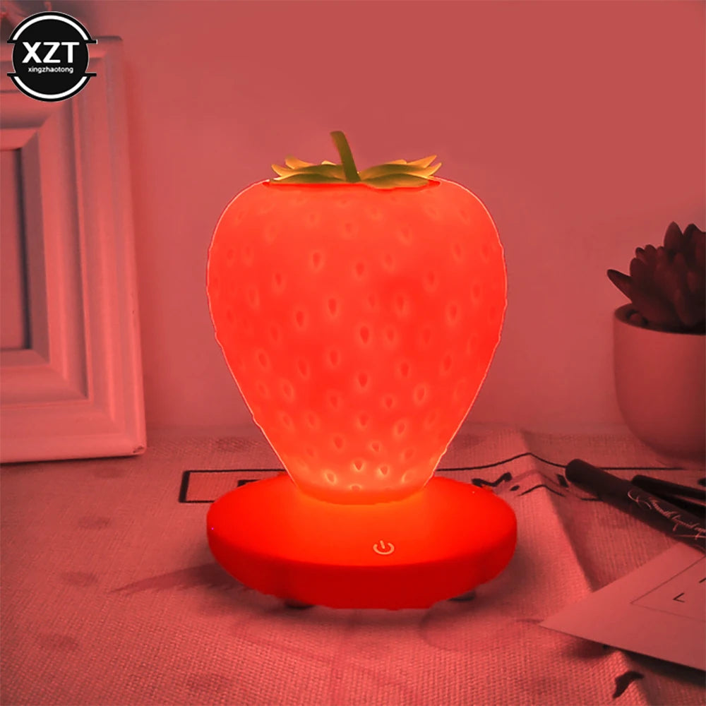 Veilleuse fraise en silicone - Lampe LED tactile à variateur — photo 8