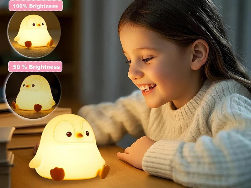 Veilleuse pingouin en silicone - LED tactile rechargeable — photo 5